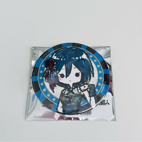 Attack on Titan Mikasa Ackerman Casino Dealer ver. Hologram Tin Badge - Picture 2 of 4